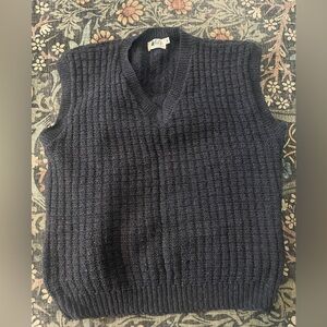 REI Men's Charcoal V-Neck Sweater Vest